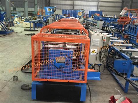 YX144-108 落水管成型機 1