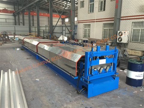 YX130-300-600樓承板